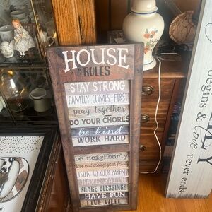 House rule sign